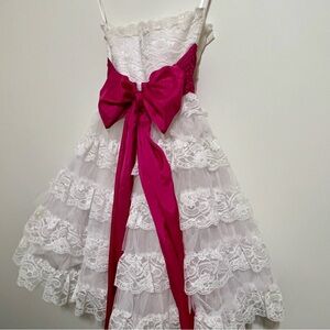 ❌❌SOLD❌❌Betsey Johnson Vintage Tea Party Dress, Size 2 Bridal, Shower, Wedding